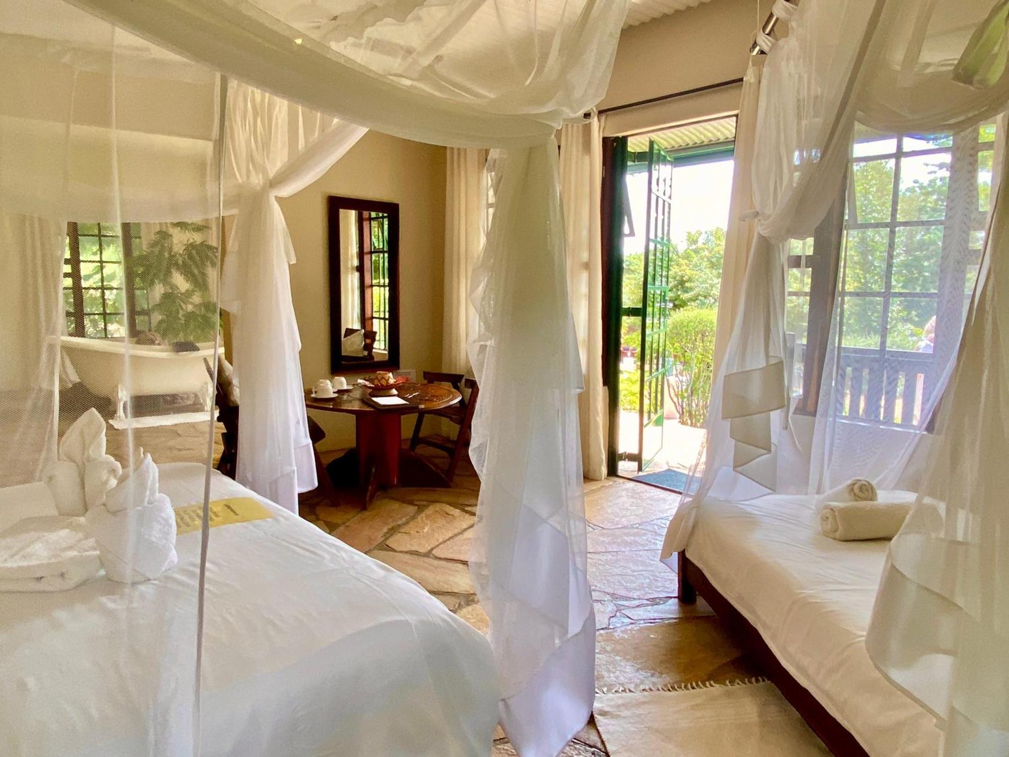 Tambuti Lodge Rundu Luaran gambar