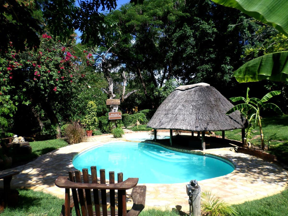 Tambuti Lodge Rundu Luaran gambar