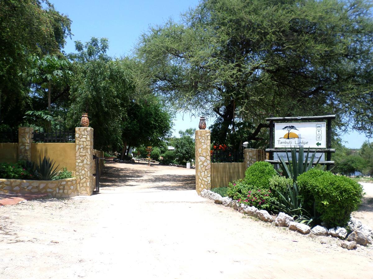 Tambuti Lodge Rundu Luaran gambar
